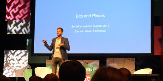 img-5d8b3a36284fec02afdf4467